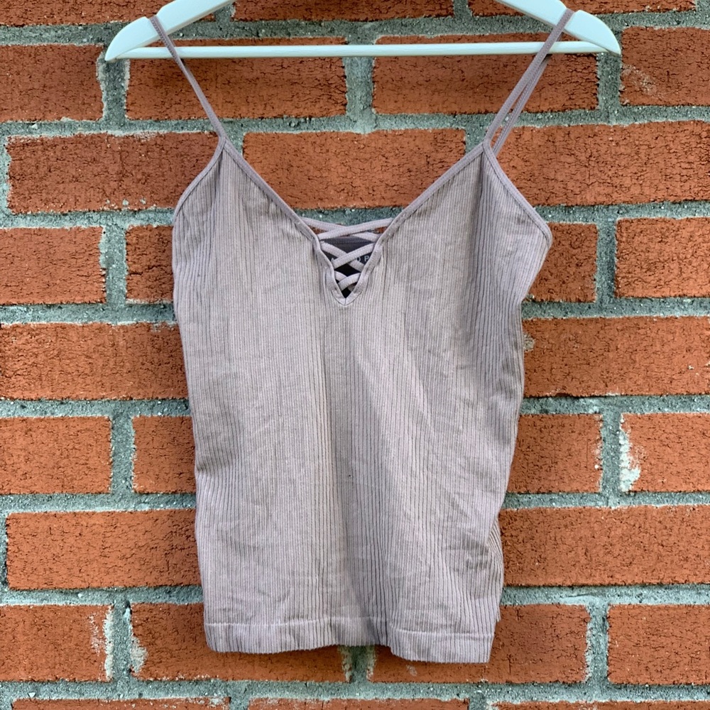 Purple ribbed material tank